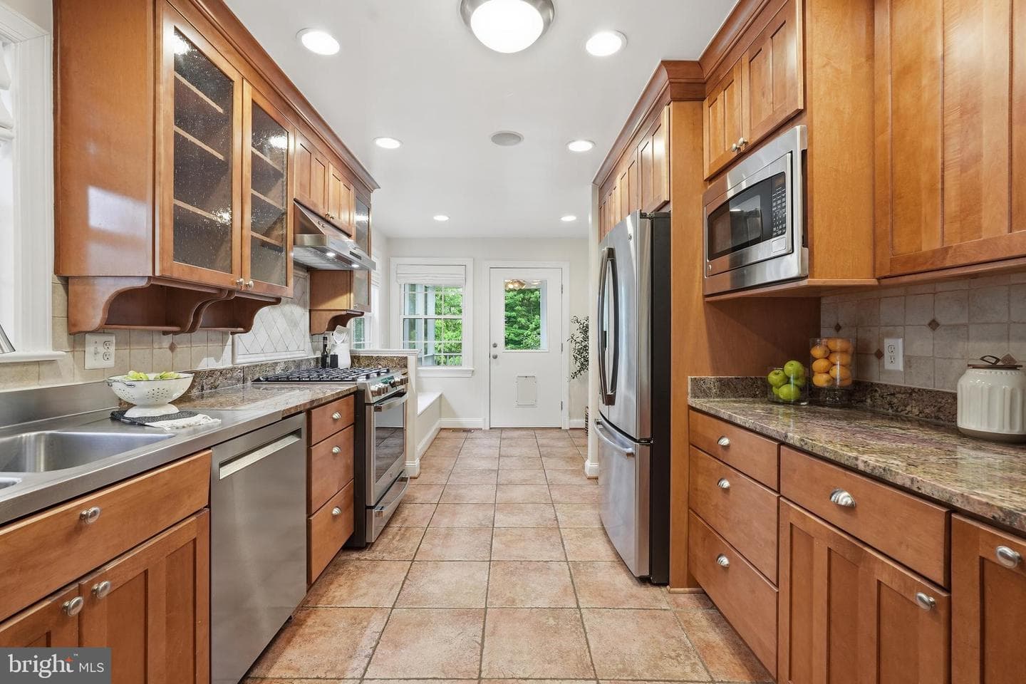 5250 26th Street N photo 19