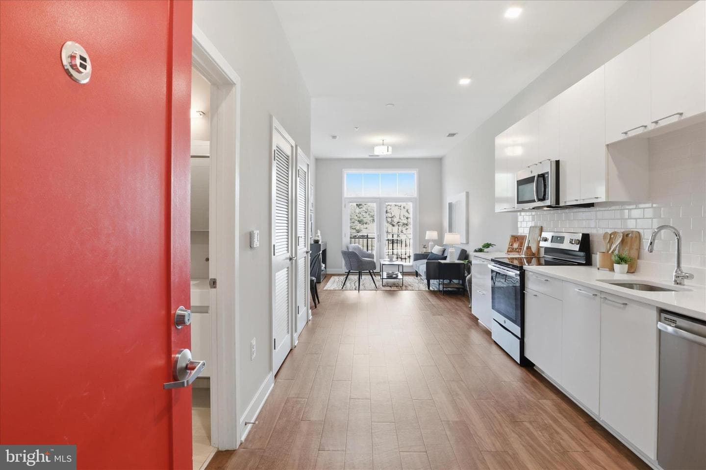 989 S Buchanan Street #416 photo 3