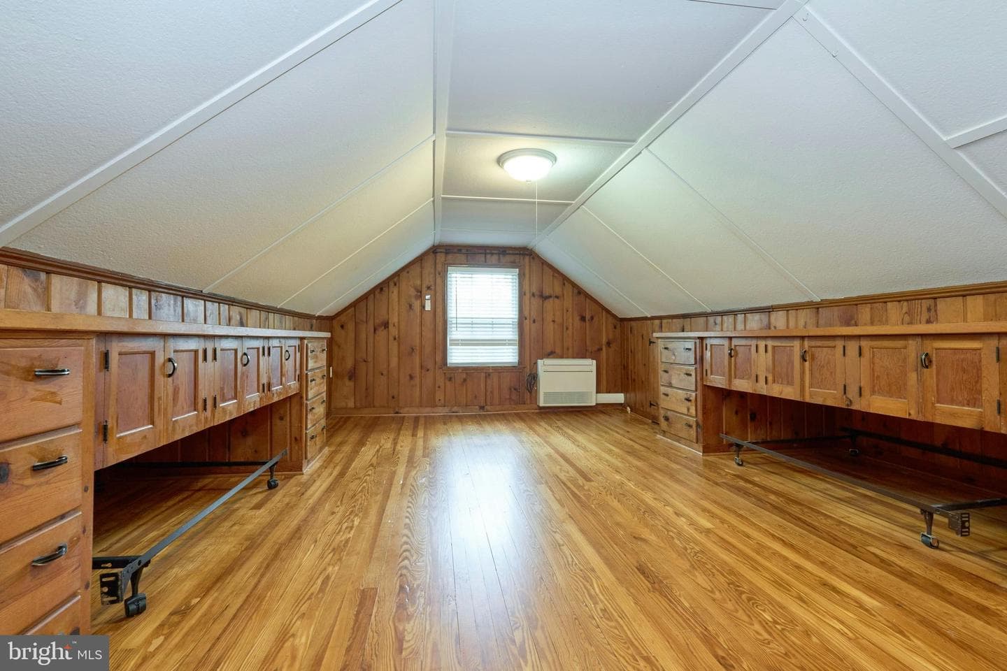 419 N Jackson Street photo 23