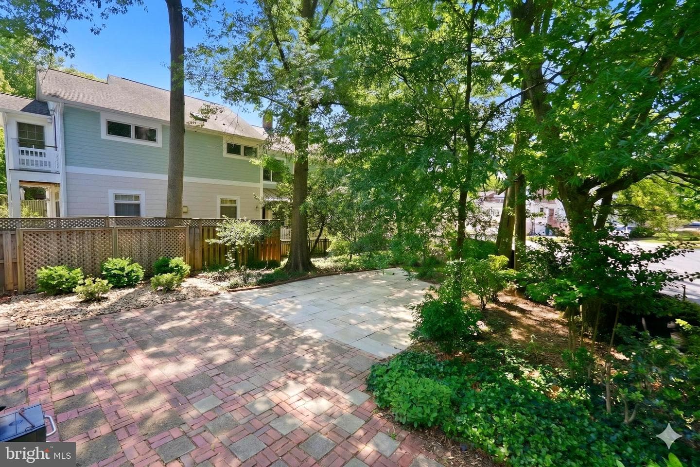 2511 S Grant Street, Arlington