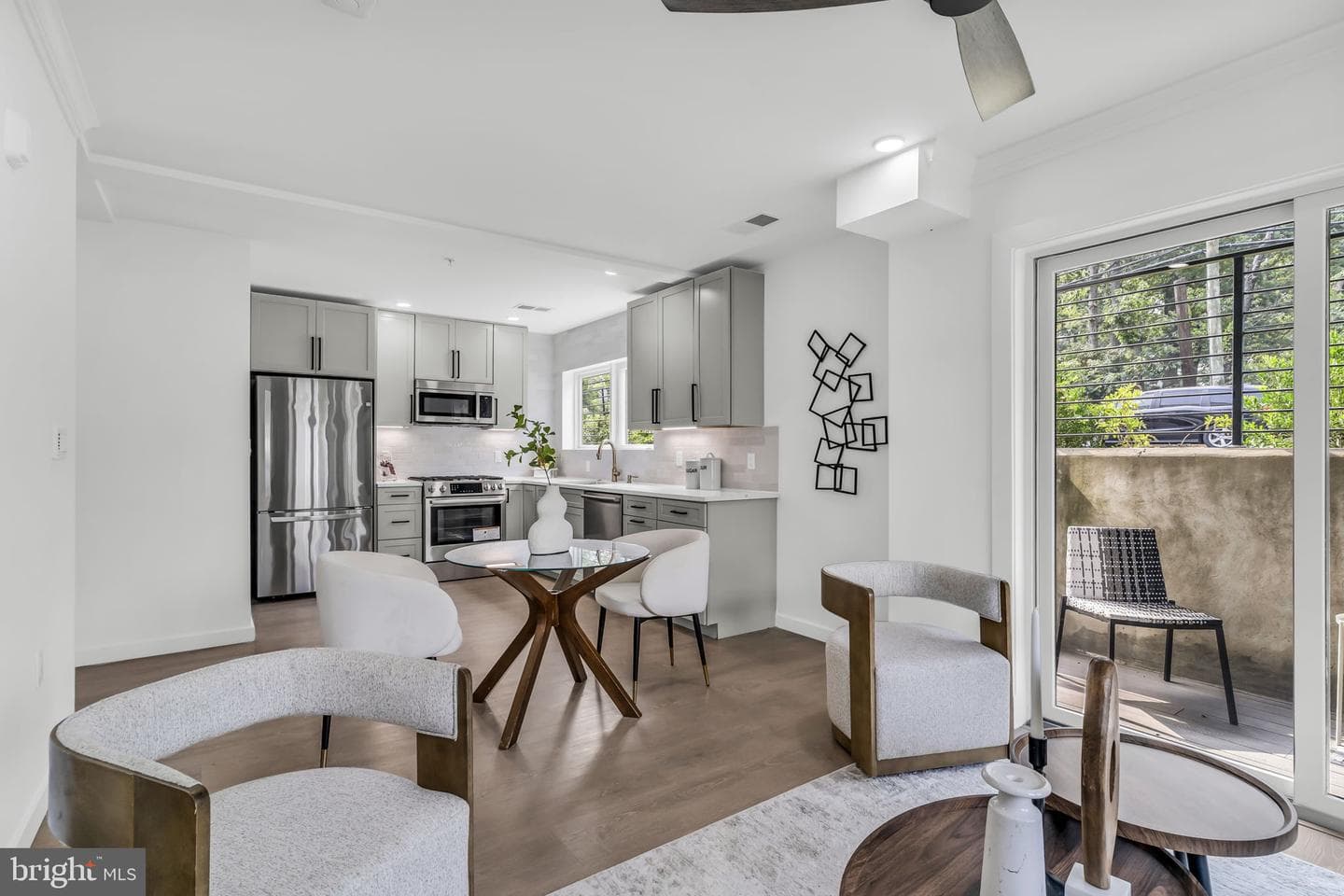 1201 N Quinn Street #102, Arlington