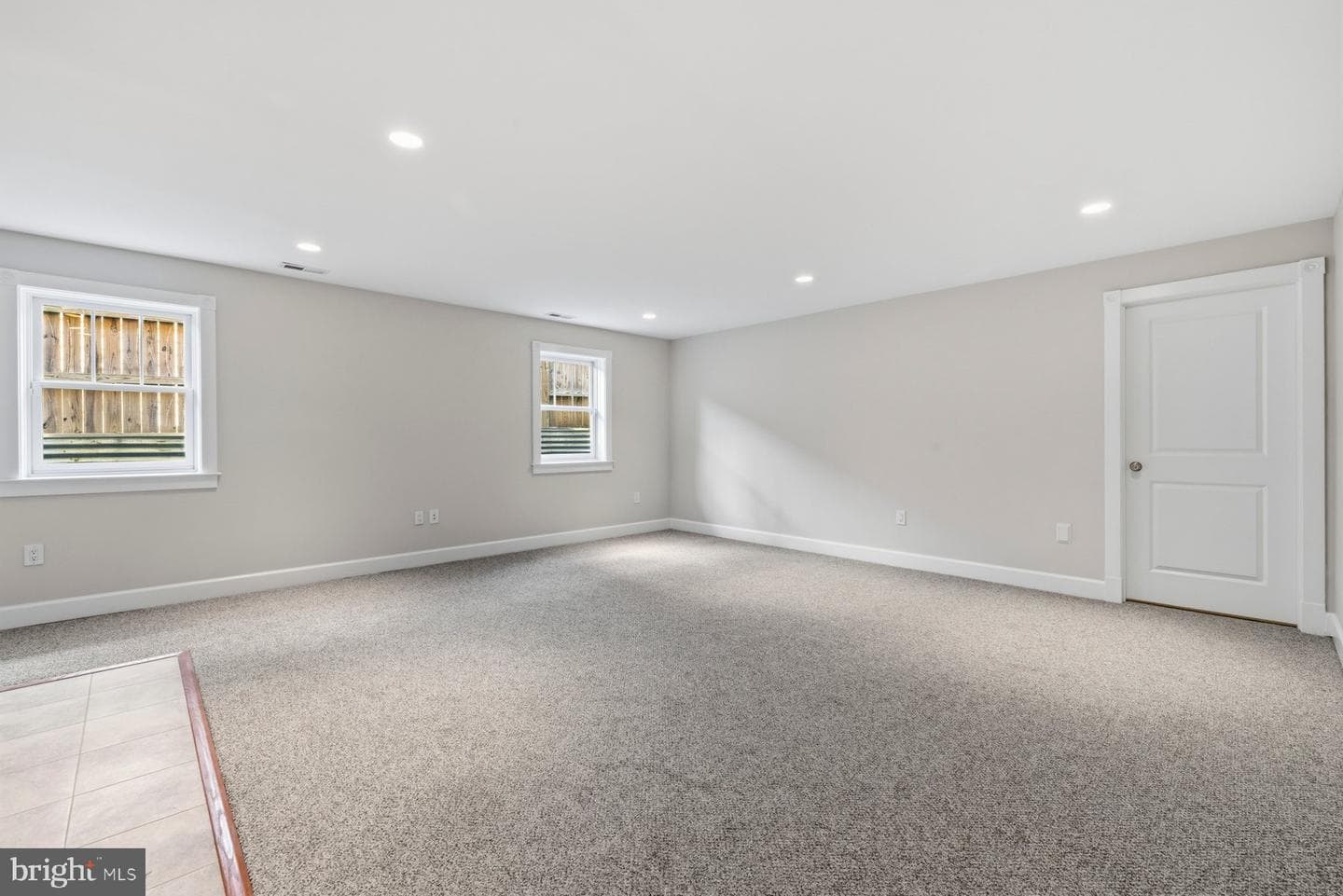 512 N Monroe Street photo 32