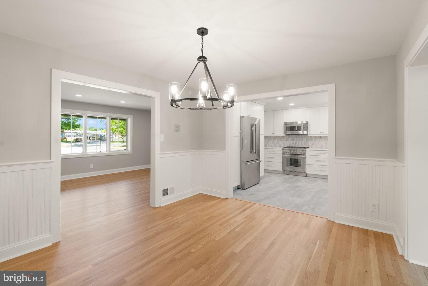 3667 N Harrison Street photo 14