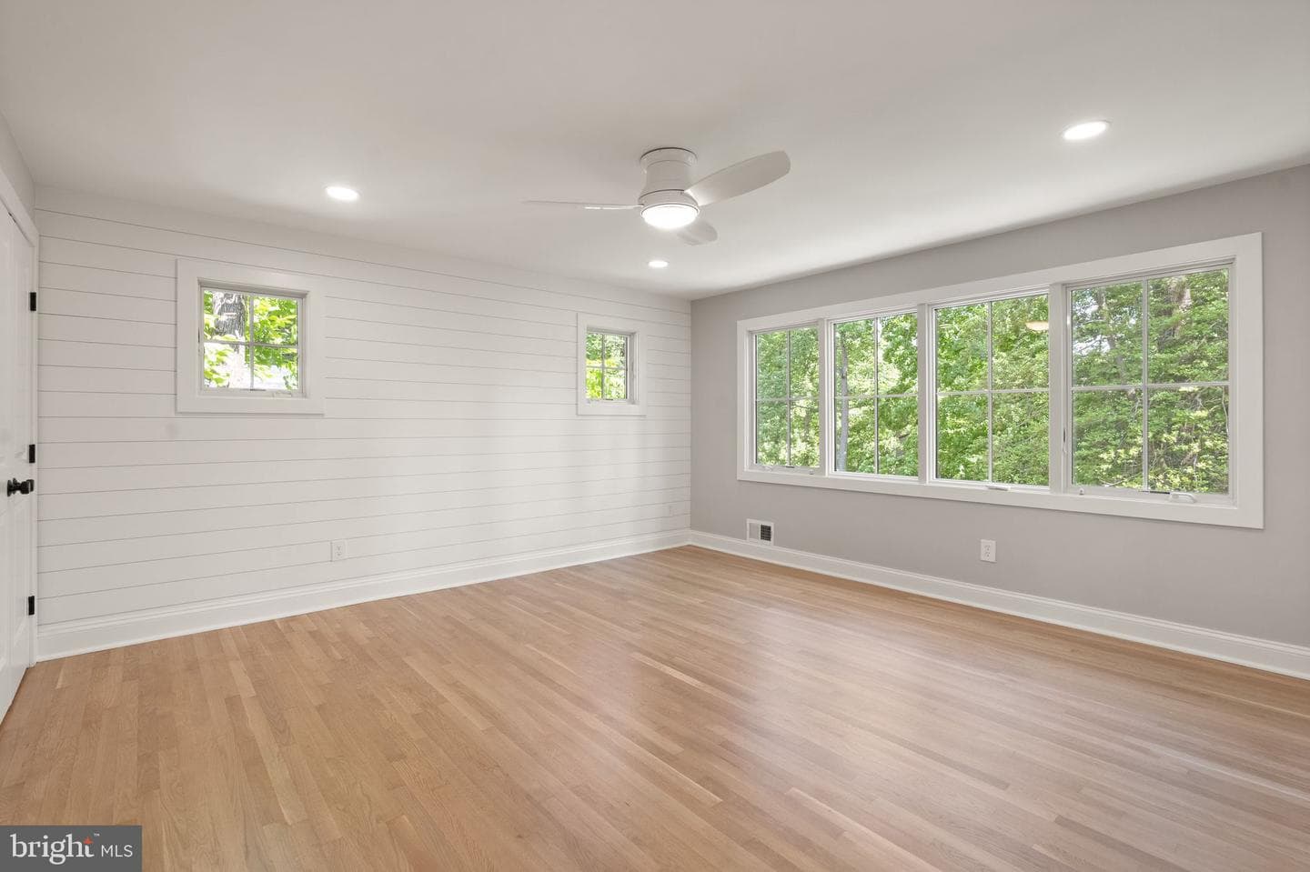 3667 N Harrison Street photo 29