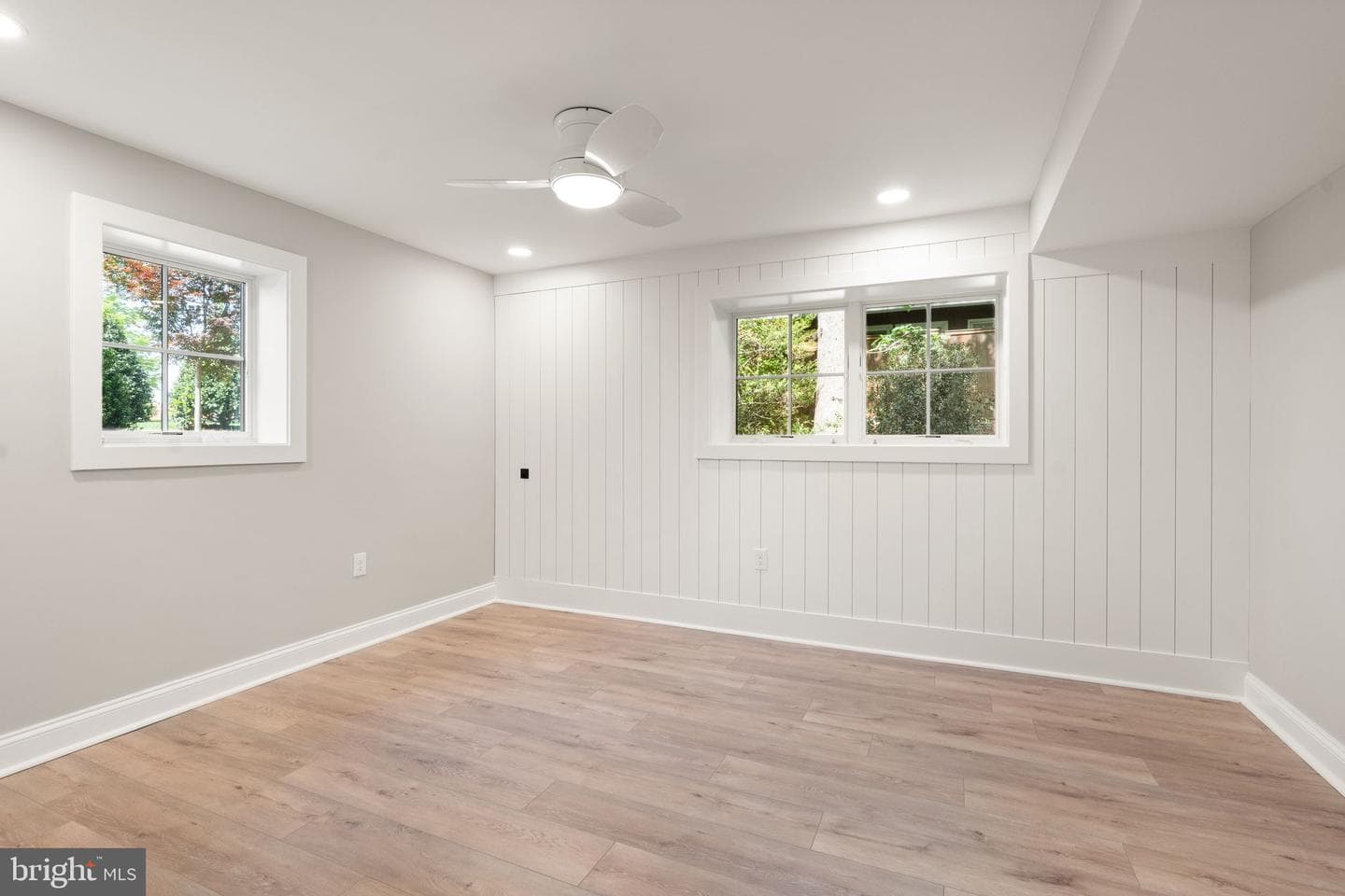 3667 N Harrison Street photo 44