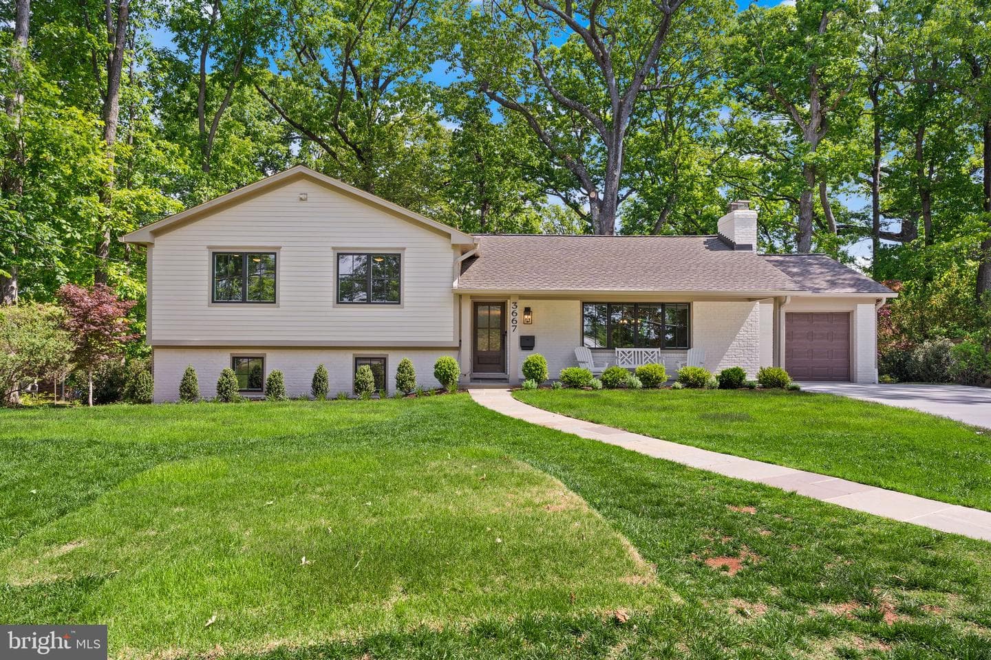 3667 N Harrison Street photo 5