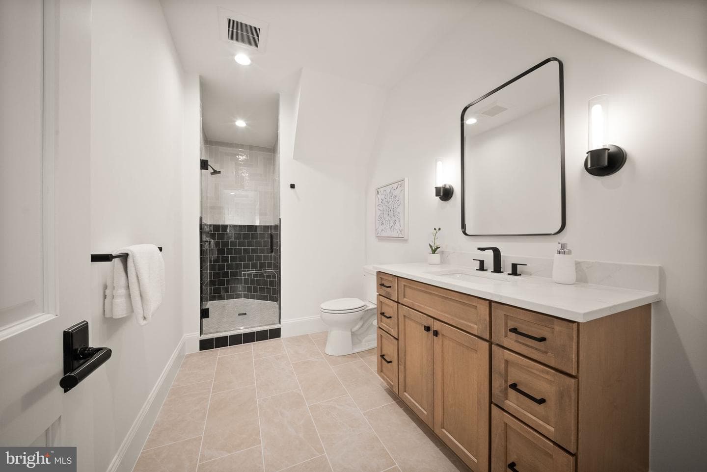 3115 N Peary Street photo 36