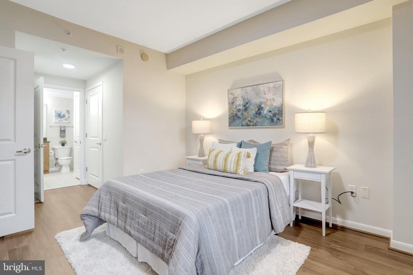 1021 N Garfield Street #315 photo 18