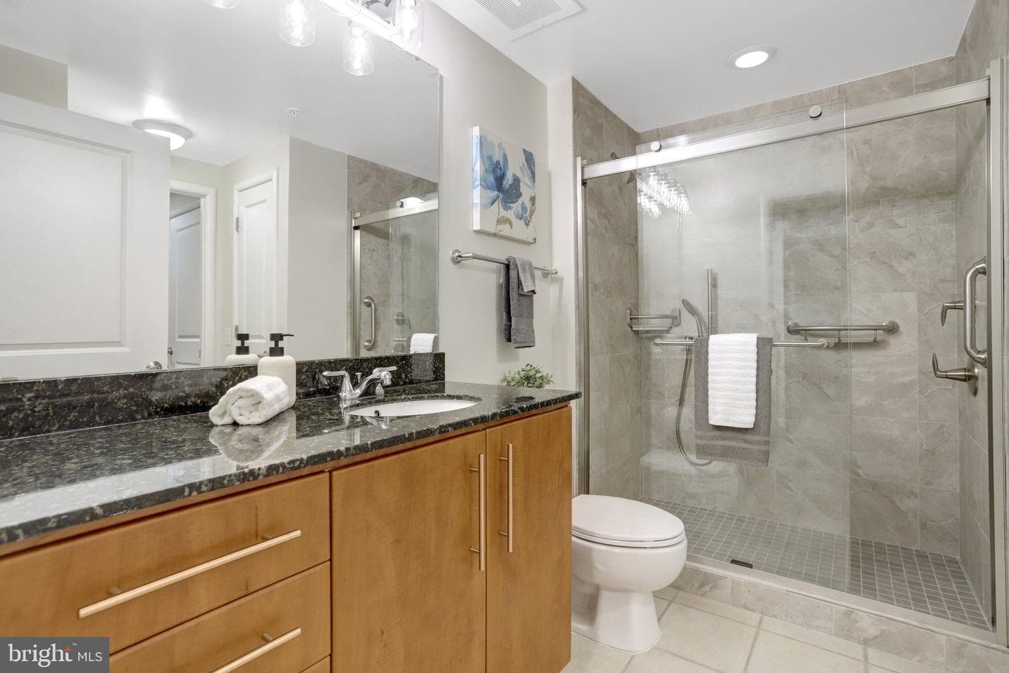 1021 N Garfield Street #315 photo 19