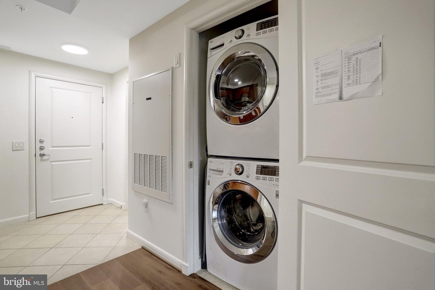 1021 N Garfield Street #315 photo 22