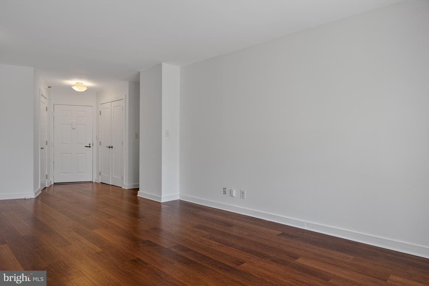 1600 N Oak Street #603 photo 15