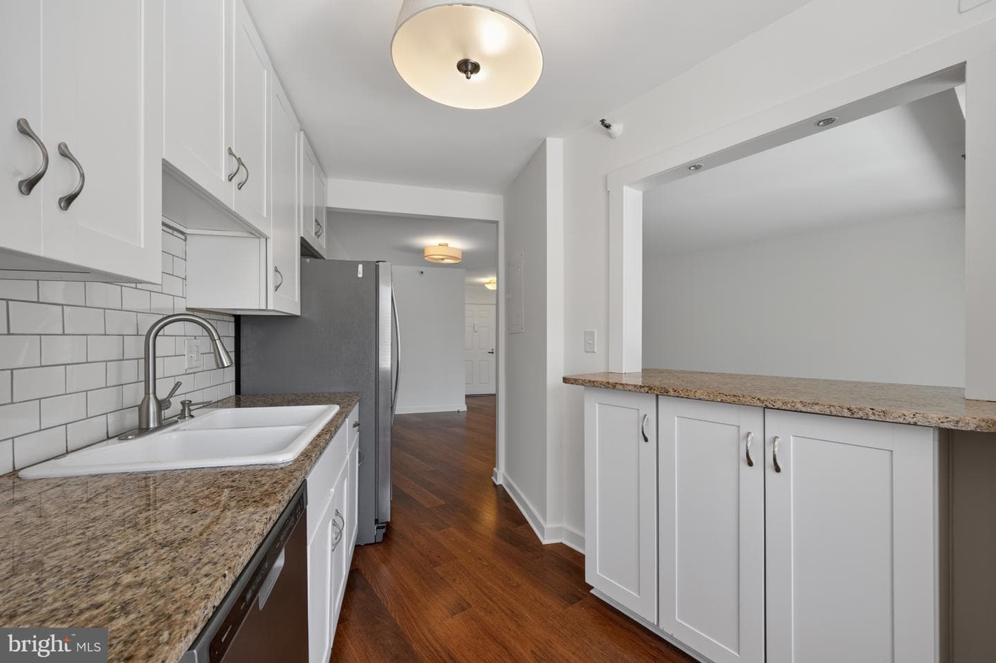 1600 N Oak Street #603 photo 28
