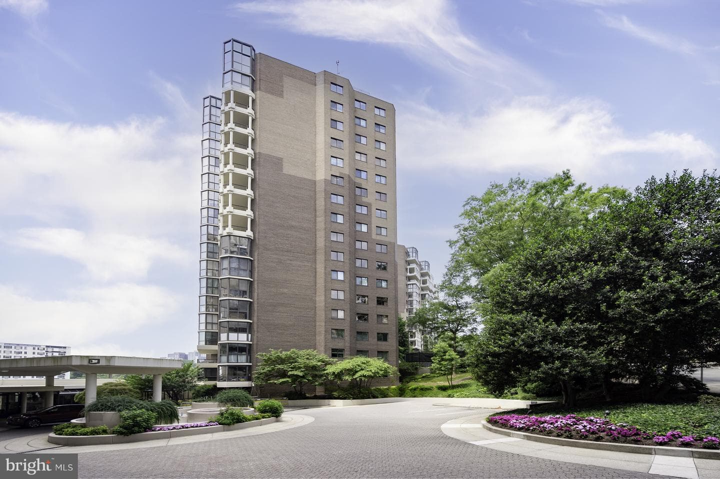 1600 N Oak Street #603 photo 7