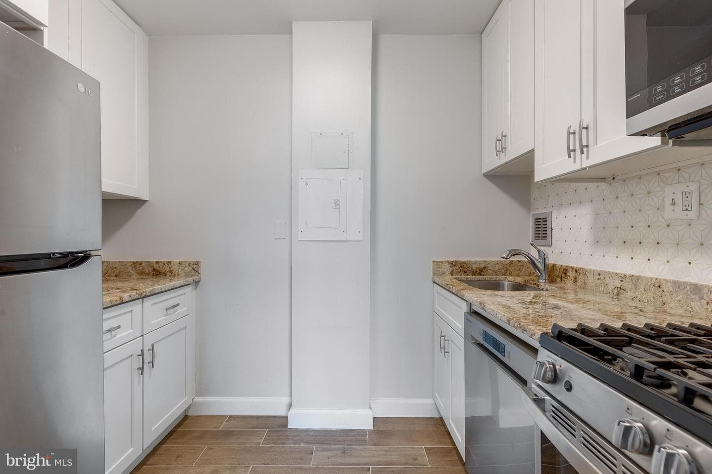 1021 Arlington Boulevard #742 photo 18