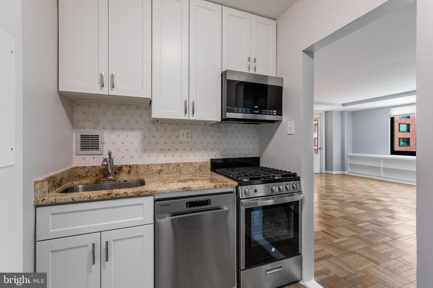 1021 Arlington Boulevard #742 photo 19