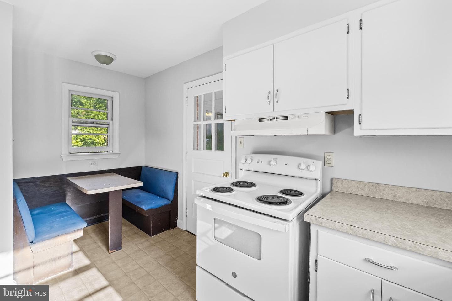 5901 1st Street N photo 9