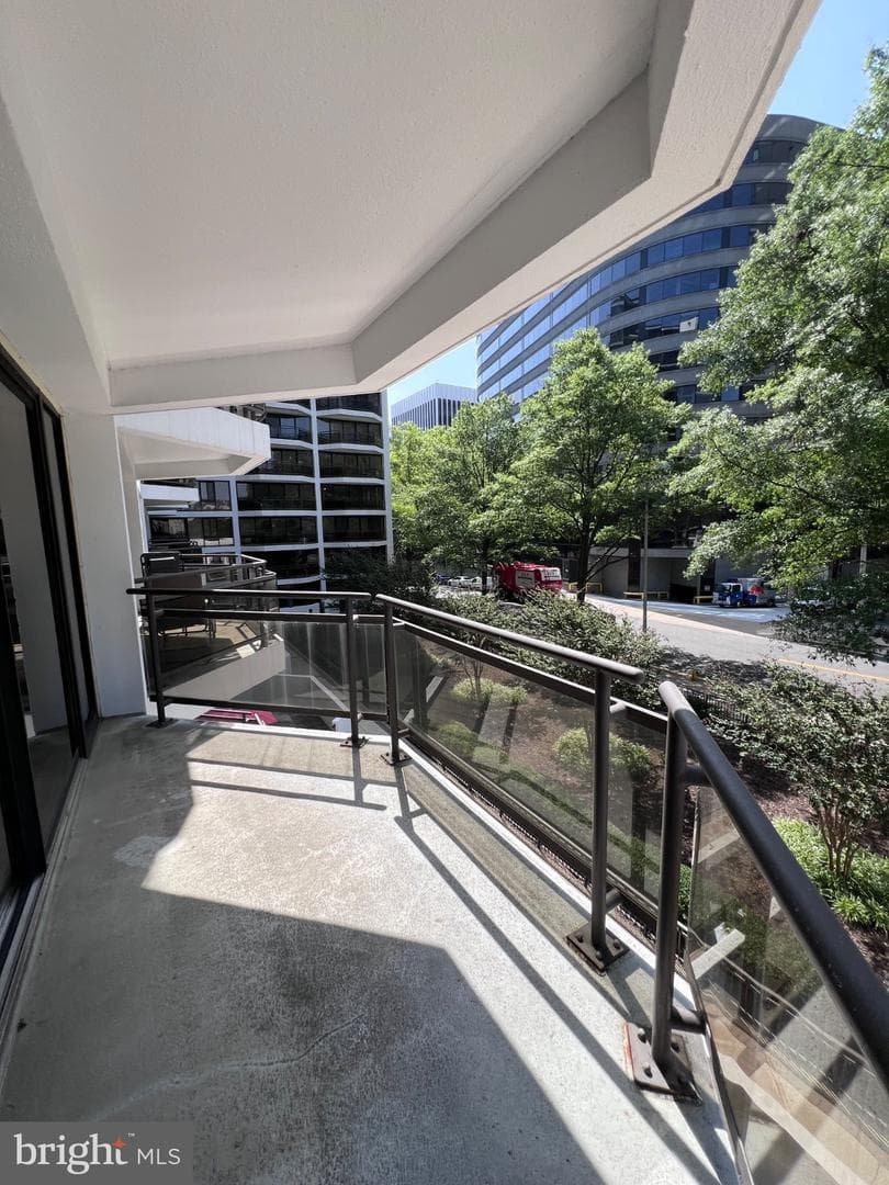 1530 Key Boulevard #317 photo 16