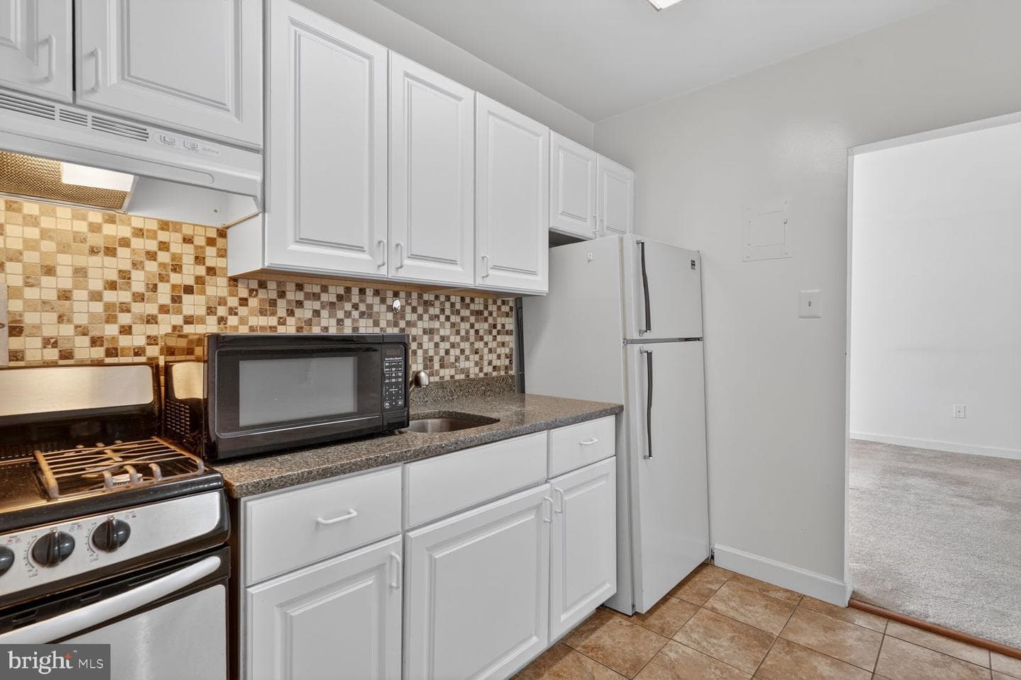 1121 Arlington Blvd # 348 photo 3