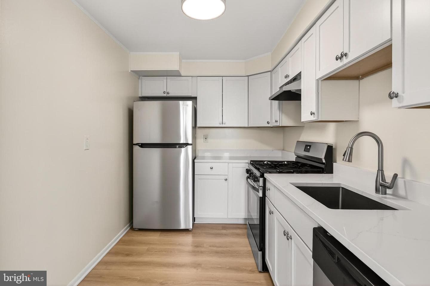 5111 8th Road S #314 photo 16