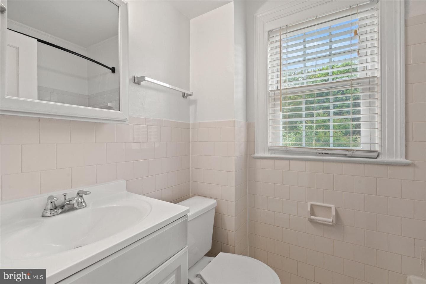1600 S Barton Street #750 photo 24