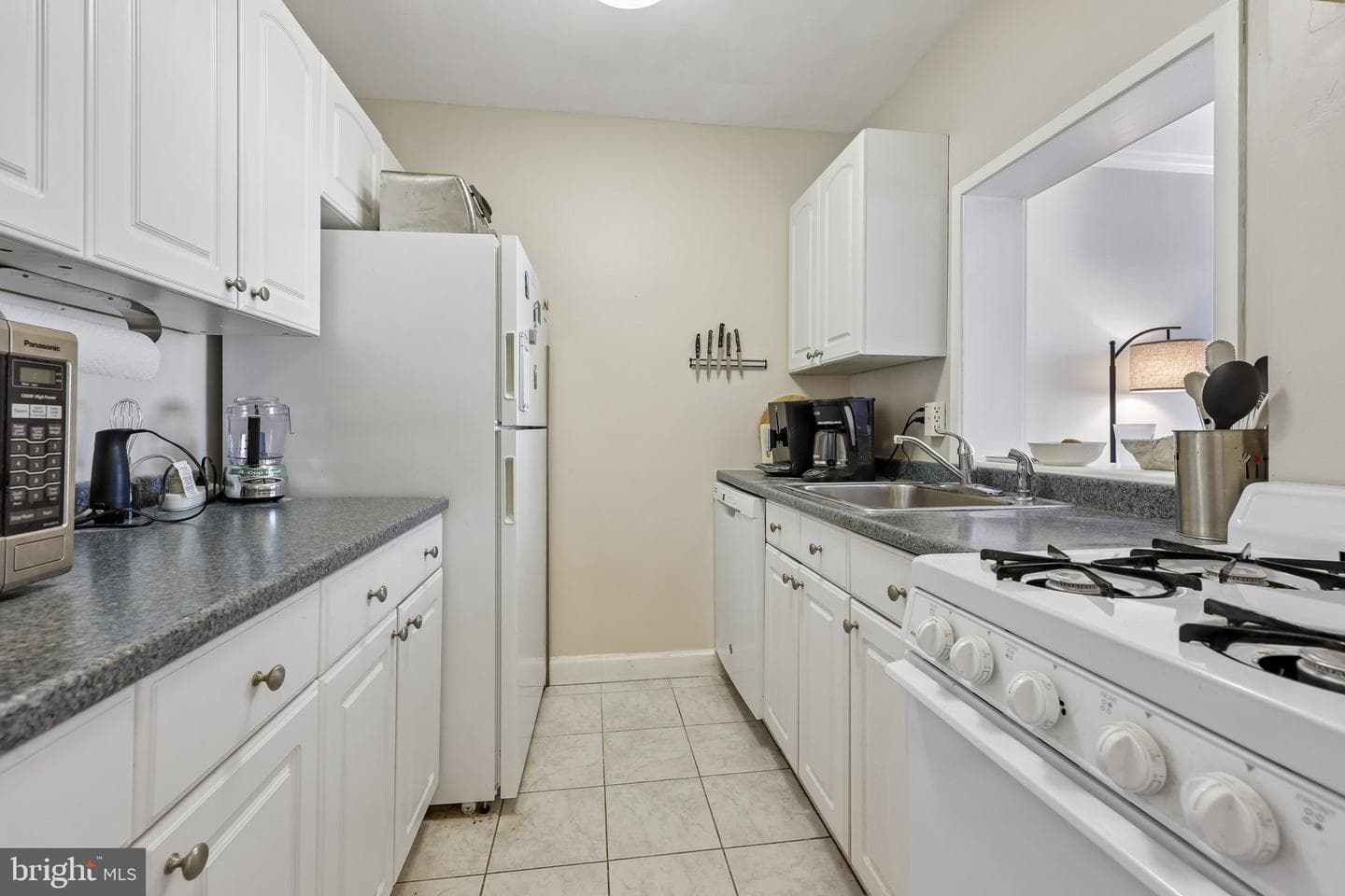 1121 Arlington Boulevard #321 photo 3