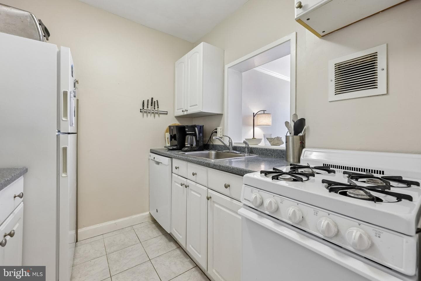 1121 Arlington Boulevard #321 photo 8