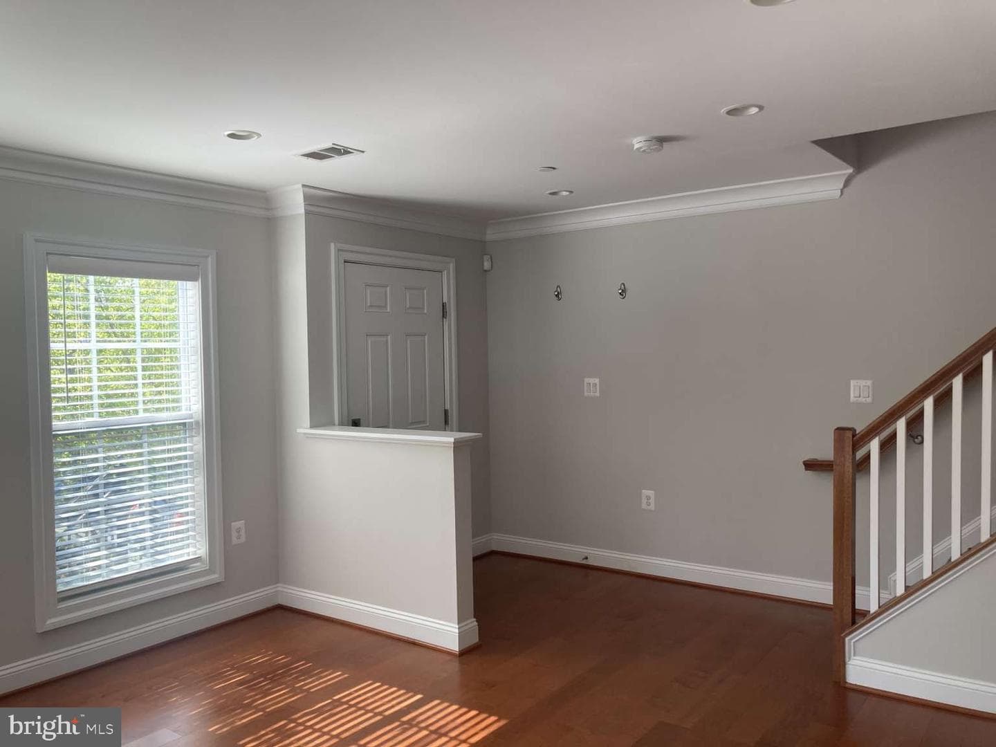 805 N Woodrow Street, Arlington