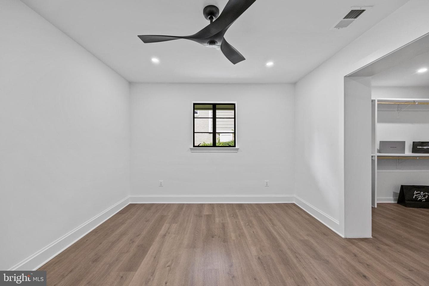 5424 21st Street N photo 16