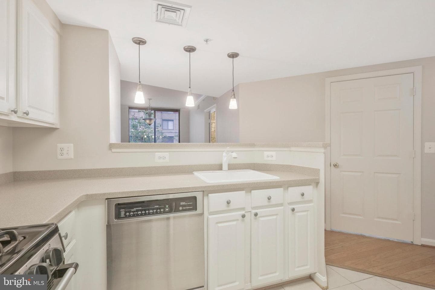 3830 9th Street N #203w photo 10