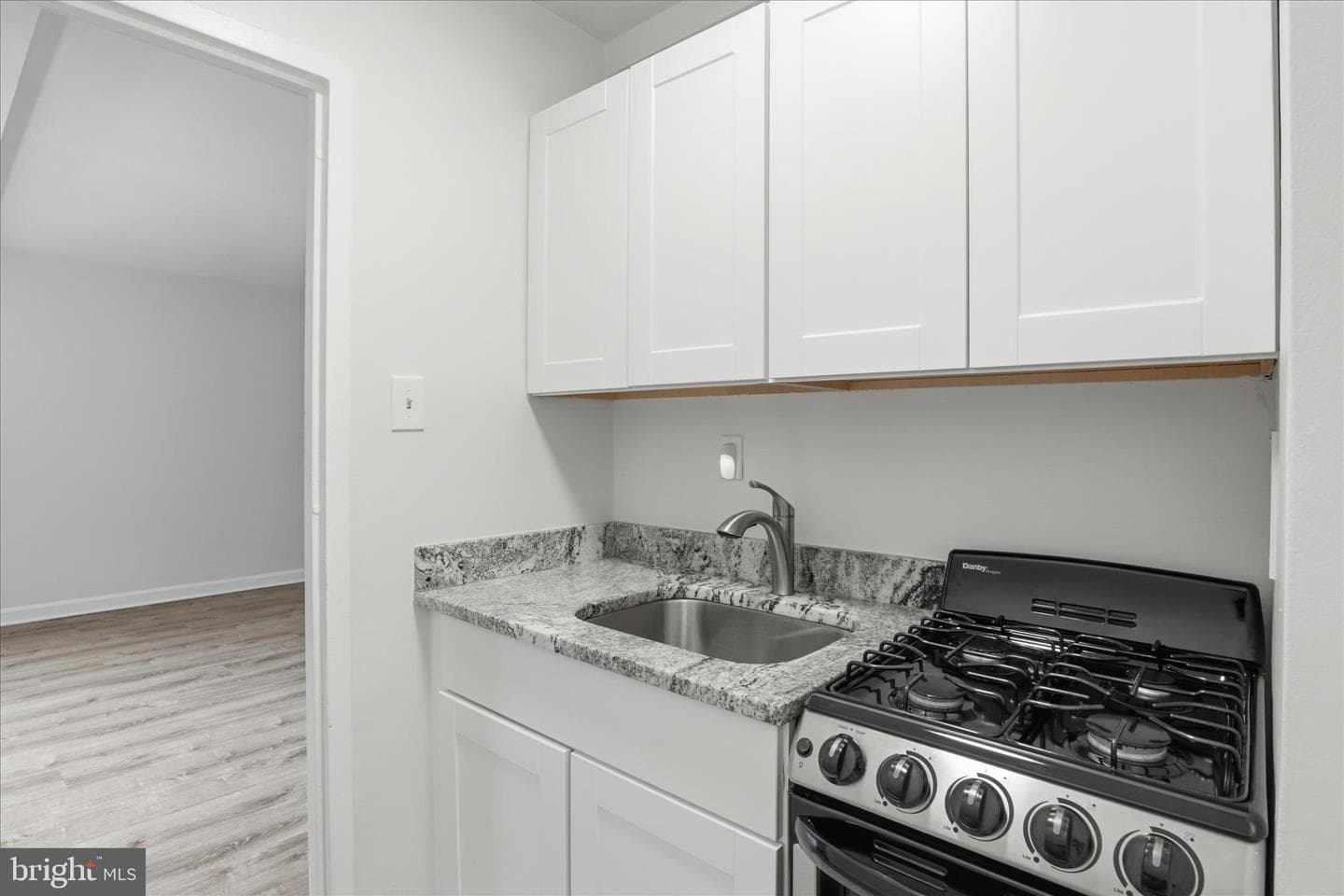 1011 Arlington Boulevard #513 photo 11