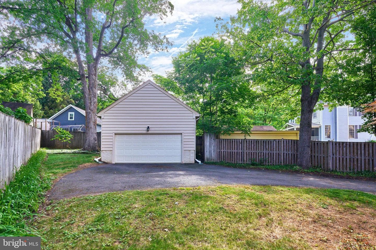 2904 N 4th Street N photo 30