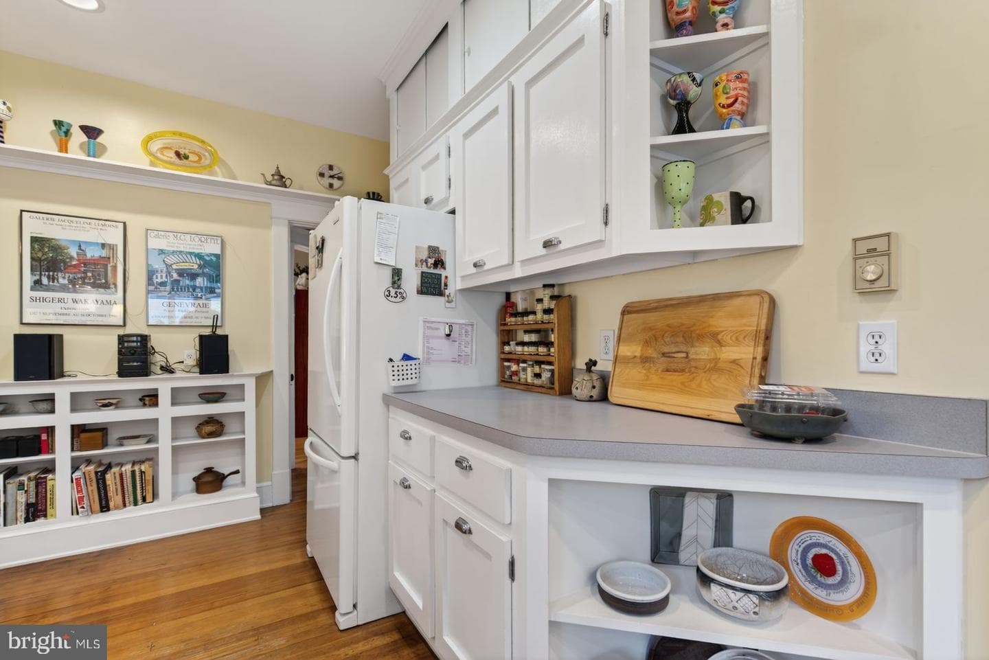 526 N Ivy Street photo 13