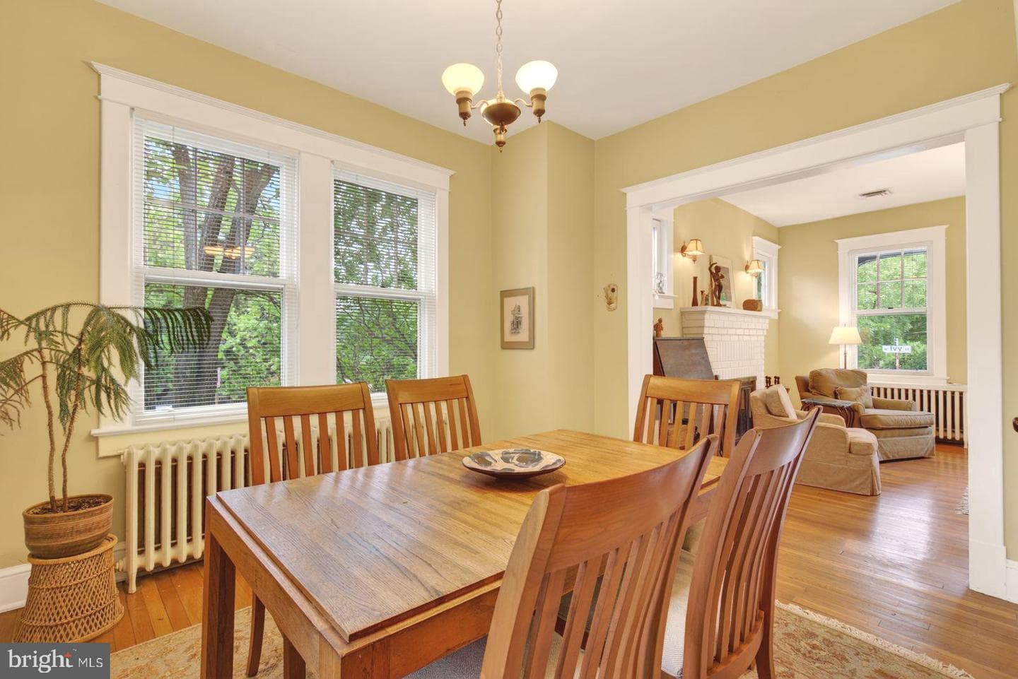 526 N Ivy Street photo 7