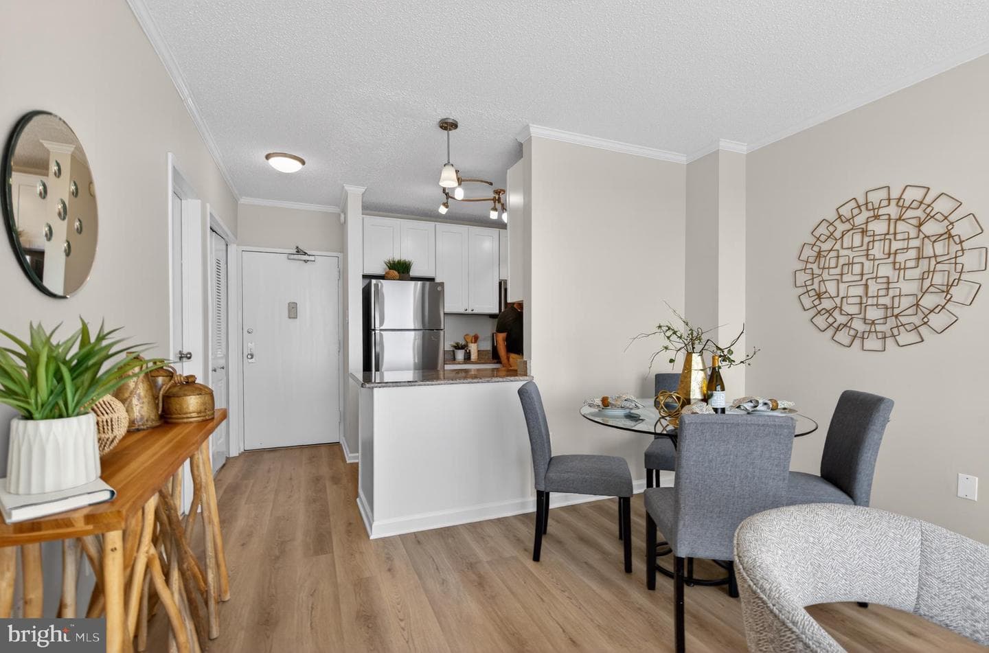 4141 N Henderson Road #1209 photo 7