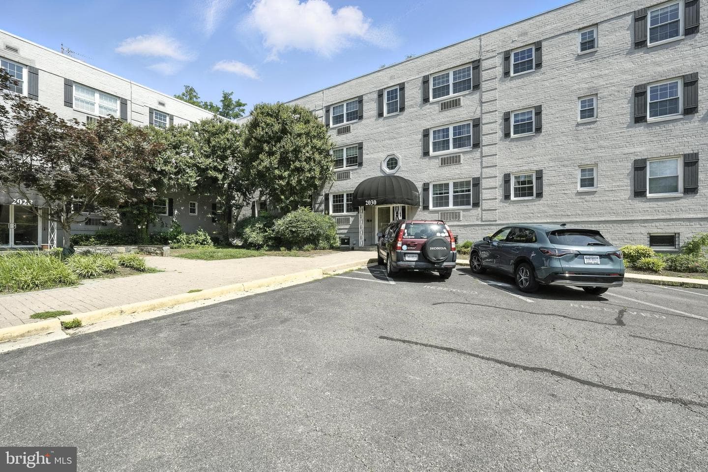 2030 N Vermont Street #304 photo 15