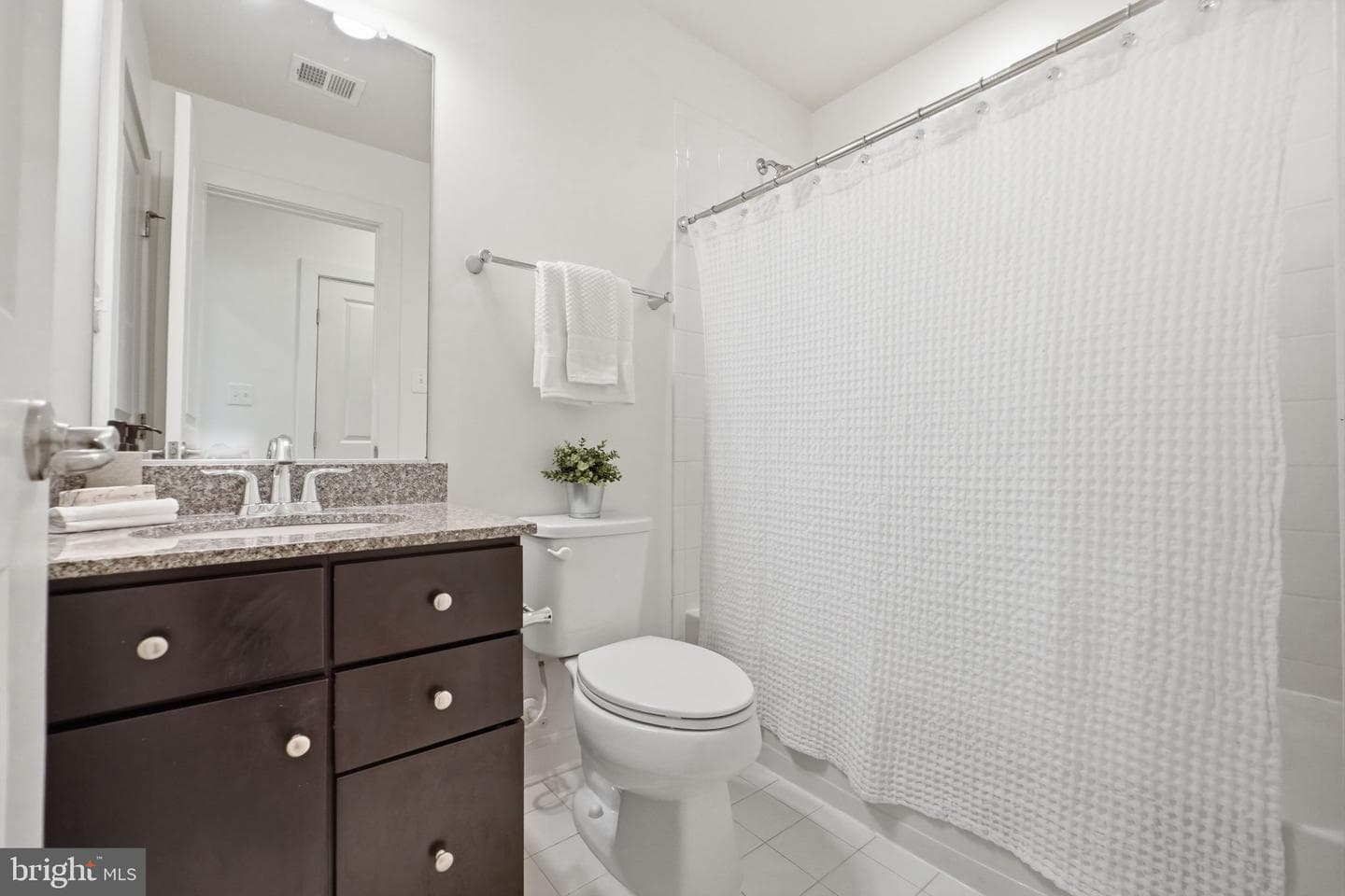 1149 S Monroe Street photo 31