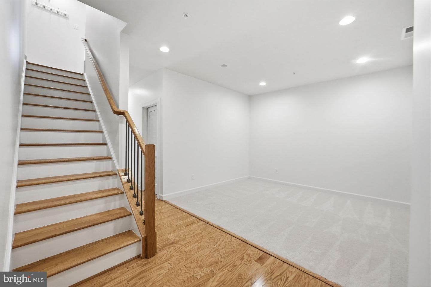 1149 S Monroe Street photo 33