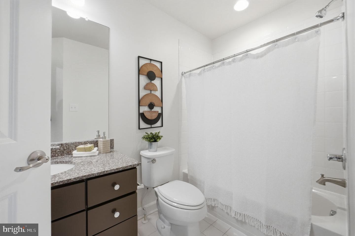 1149 S Monroe Street photo 37