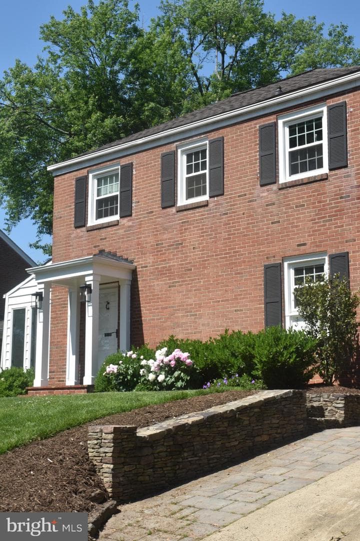1508 N Kentucky Street photo 5