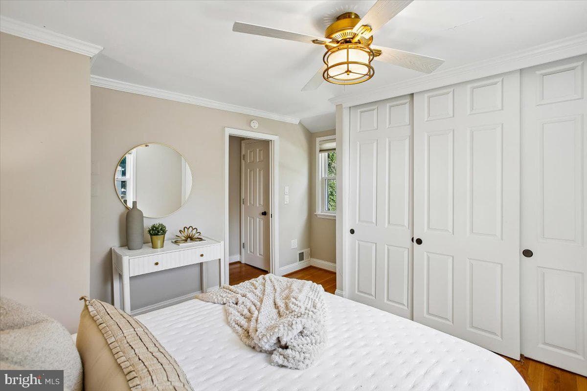 3804 Kemper Road photo 33