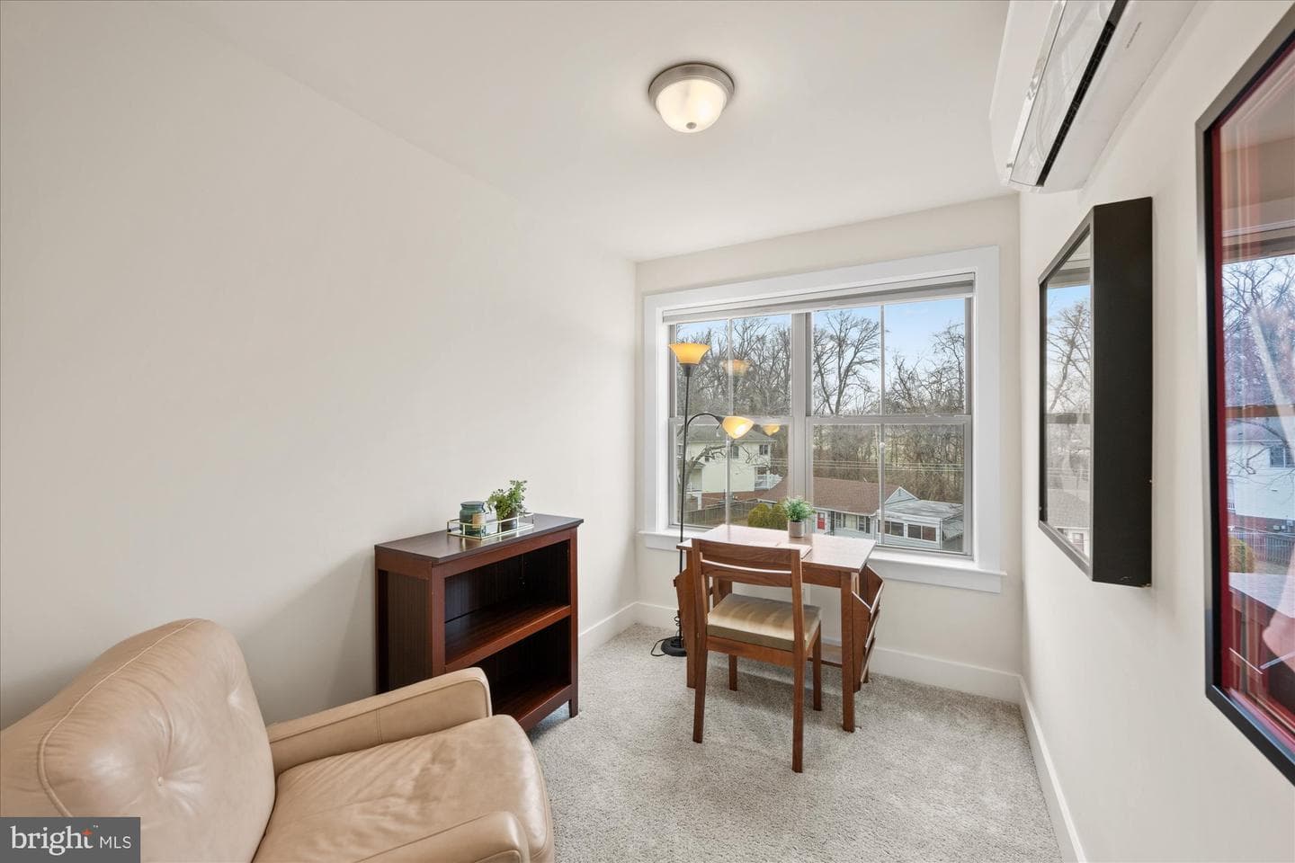 2236 S Glebe Road photo 14