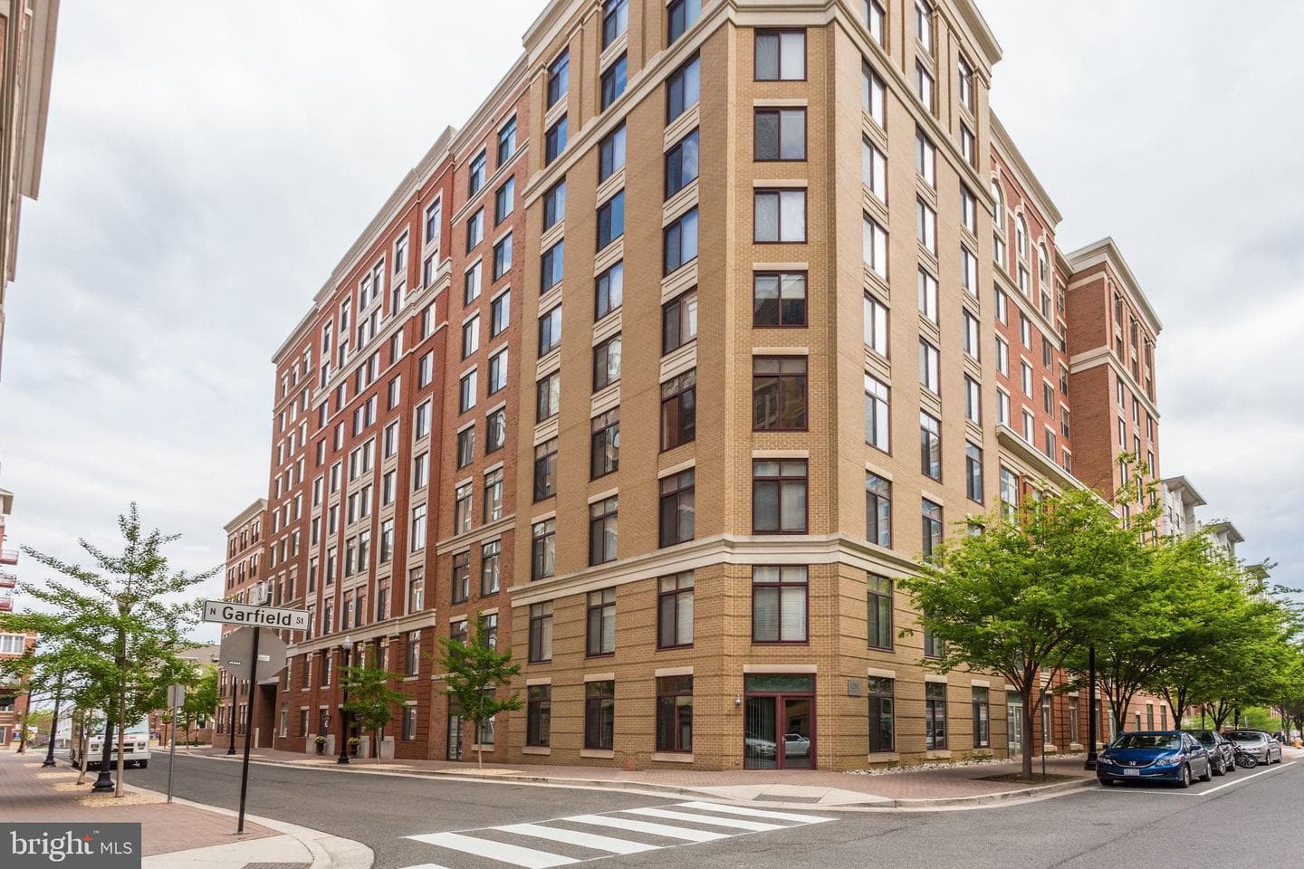 1201 N Garfield Street #202, Arlington