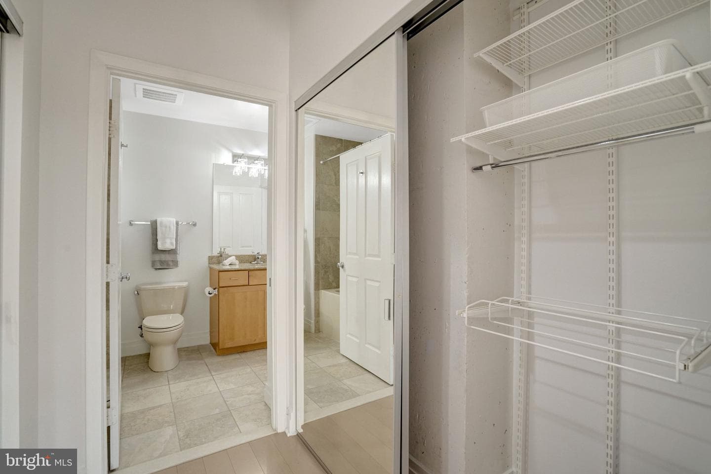 1201 N Garfield Street #202 photo 17
