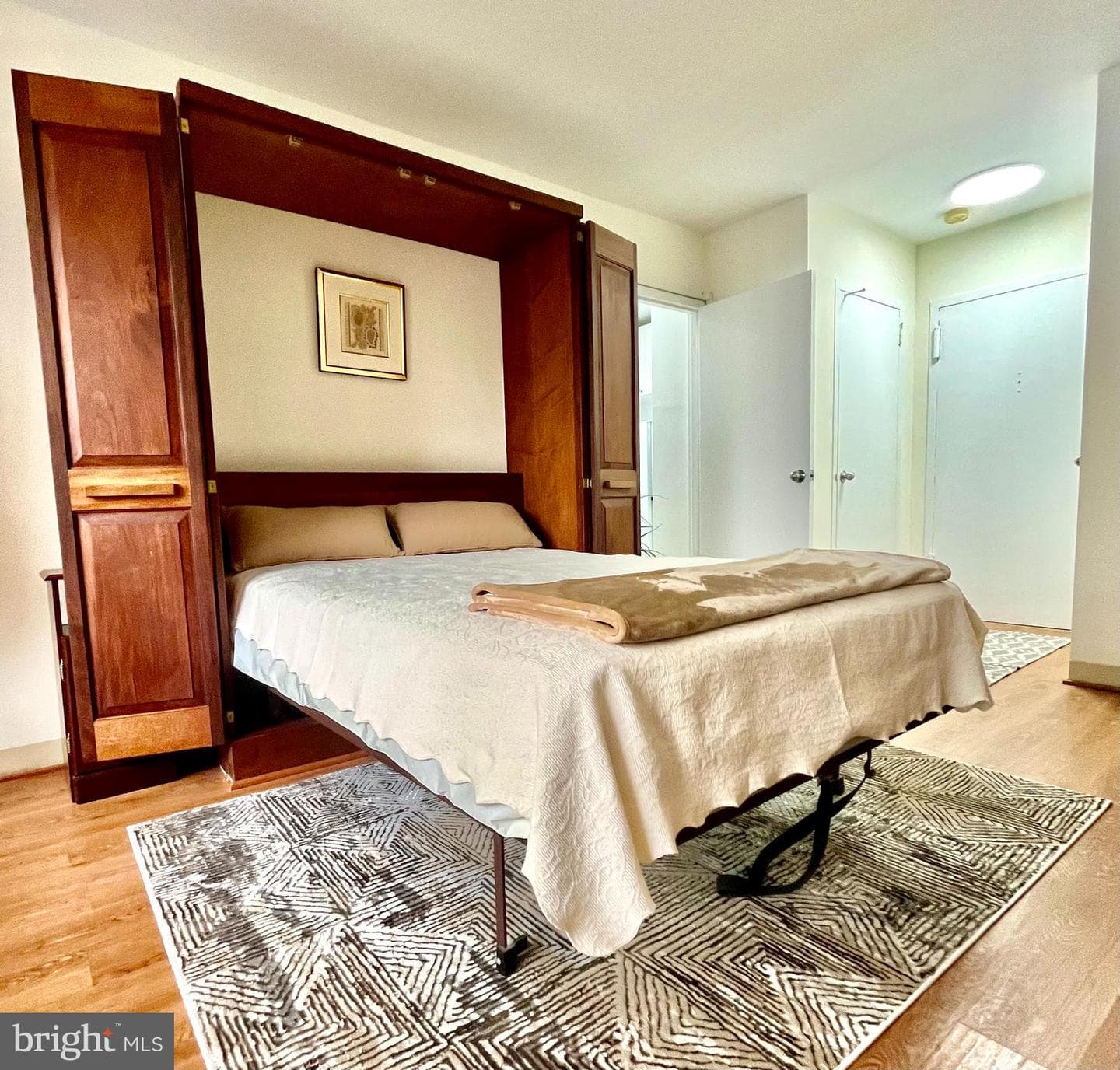 1121 Arlington Boulevard #508 photo 3