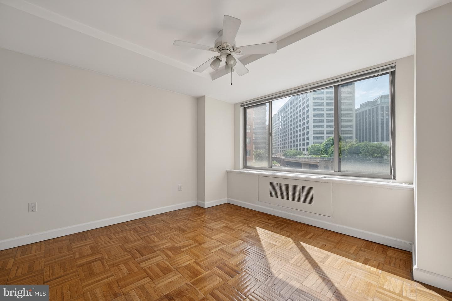 1121 Arlington Boulevard #520 photo 17