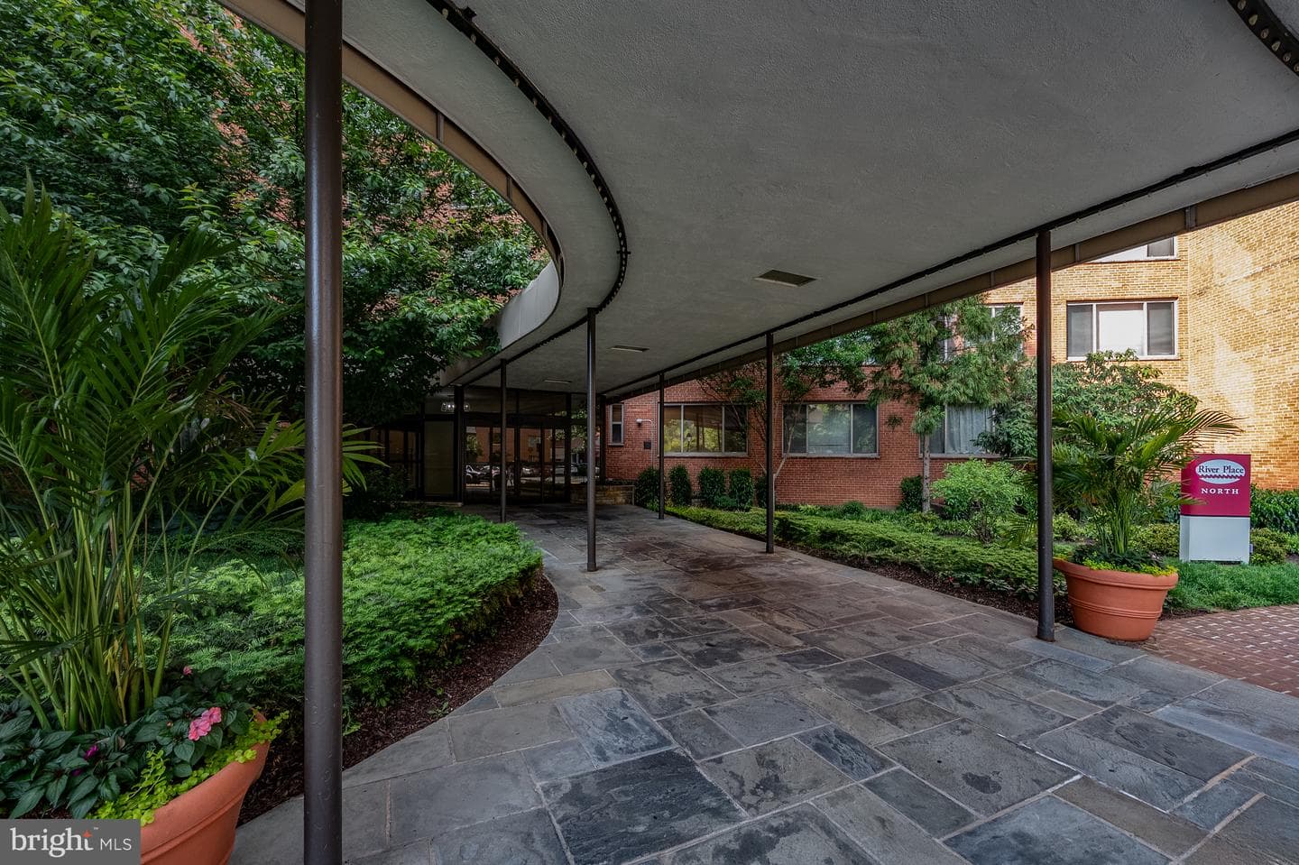 1121 Arlington Boulevard #520 photo 30