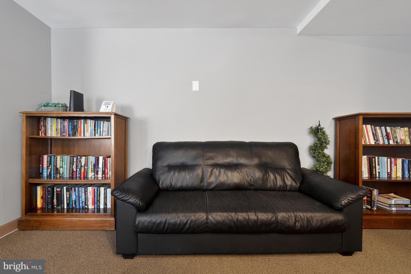 1121 Arlington Boulevard #520 photo 35