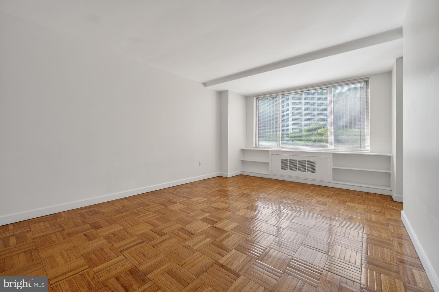 1121 Arlington Boulevard #520 photo 5