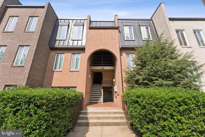 5010 7th Road S #t1, Arlington