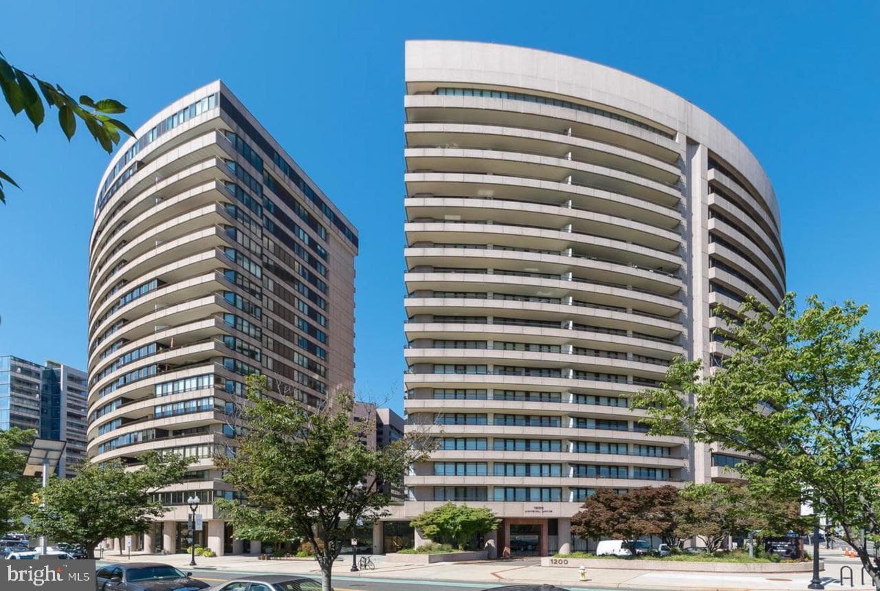 1200 Crystal Drive #1311, Arlington
